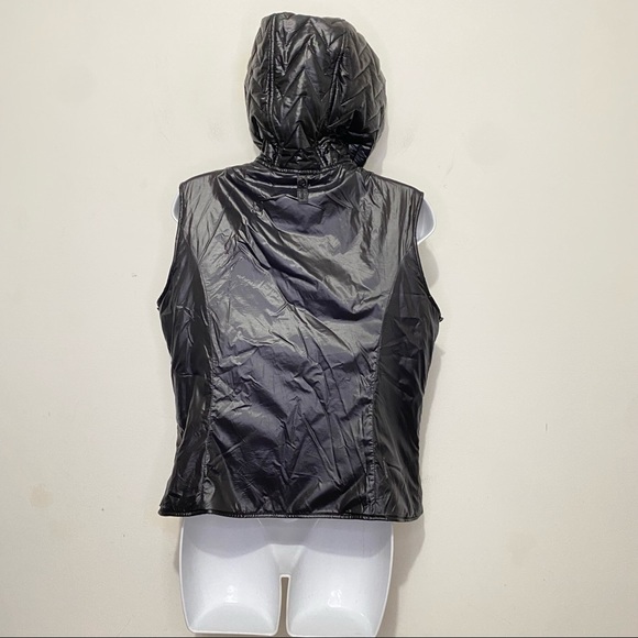 Dawn Levy Sly II Chevron Puffer Hooded Vest Size medium - Picture 11 of 16